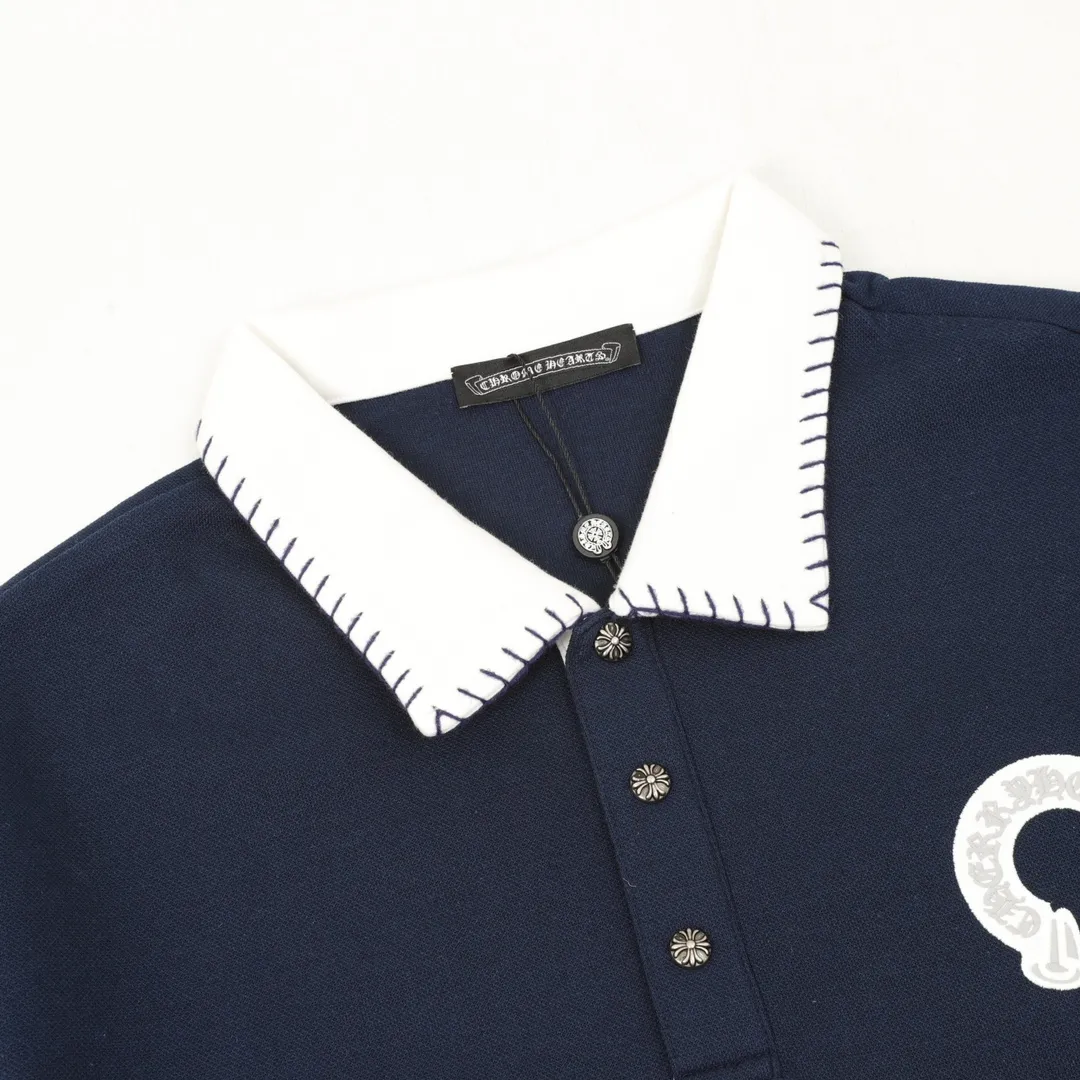 🅿️380 CH/Cro Heart Horseshoe embroidered lapel long-sleeved polo shirt made of customized fabrics. DuPont Sorona material is added, which is skin-friendly, long-lasting antibacterial, anti-mite, and more washable. The cotton thread has been repeatedly processed to remove inferior coarse fibers and impurities, leaving only high-quality cotton fibers, making the fabric more advanced and classy. Environmentally friendly polishing enzyme technology gives the fabric a clean appearance and clear texture. Simple and exquisite! Full of sense of ceremony! Simple and luxurious, full of design! It gives people a simple but not boring feeling, creating a low-key and unique personalized fashion! Fine workmanship, compare with the counters! A highly recognizable long-sleeved style with great upper body effect!!! Super versatile! Same style for men and women. Size：S-L